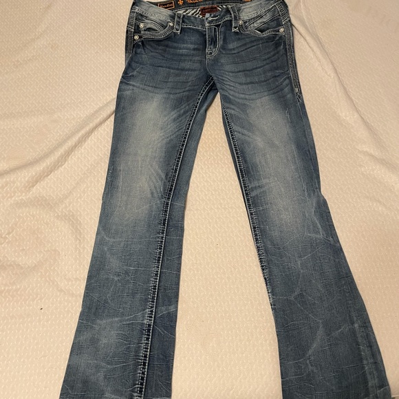 Woman’s Bundle Jeans - Picture 14 of 15